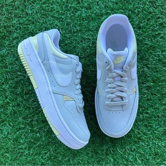 Nike Gamma Force Light Silver / Life Line - Picture 7 of 9